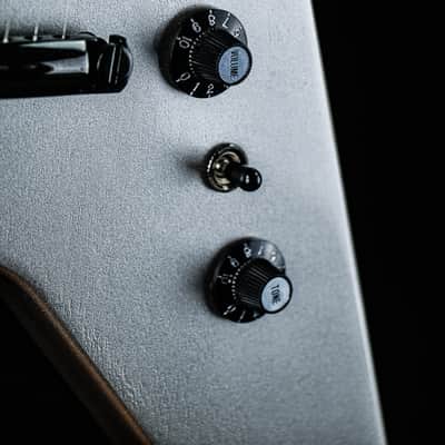 2022 Gibson Dave Mustaine Flying V EXP silver metallic image 9