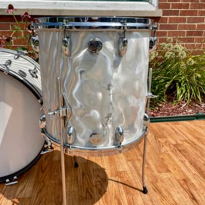 1960s Gretsch Progressive Jazz Drum Set Silver (White) Satin Flame 20/12/14 image 13