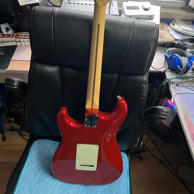 Fender Deluxe Stratocaster HSS 2020 Candy Apple Red with Hard Case image 7