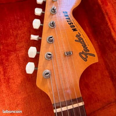 fender mustang 1966 100% original dakota red with original case image 5