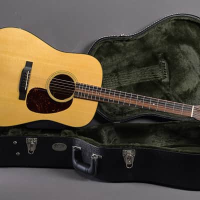 Martin D-18 Natural - 2022 image 2