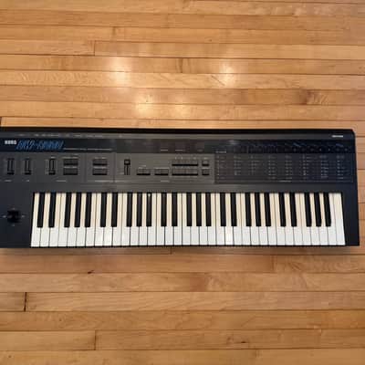 Korg DW-8000 (1985-1987) Black