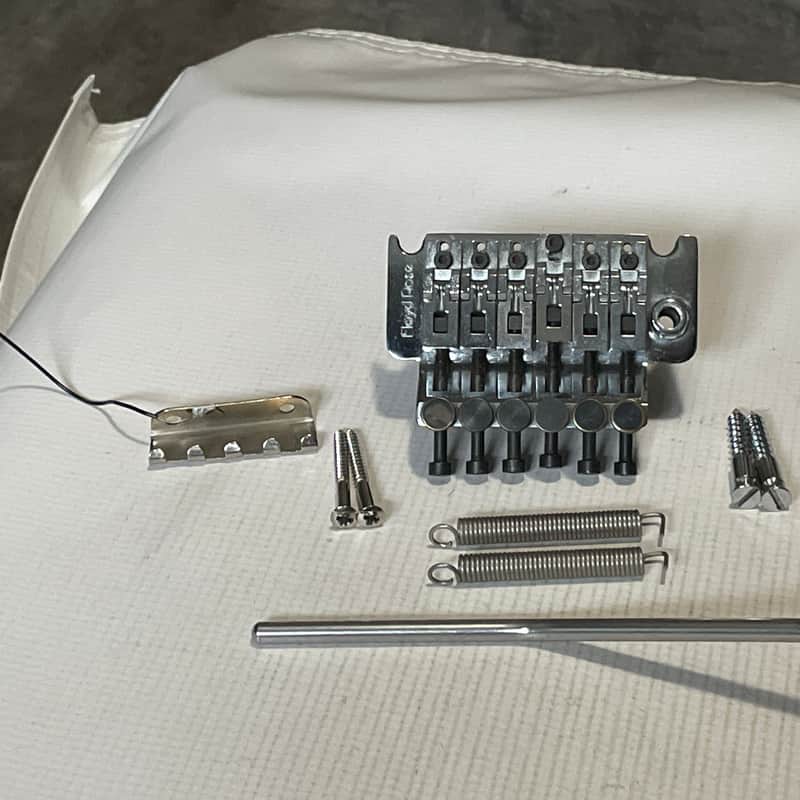 1984 Floyd Rose Original Tremolo Bridge System Chrome