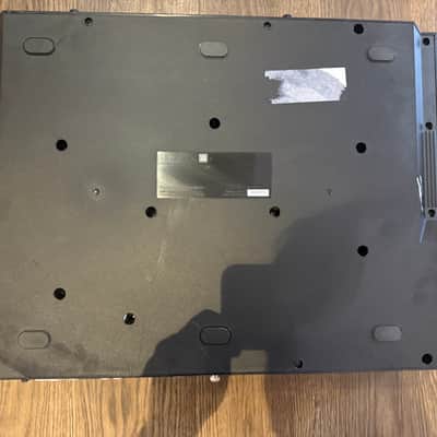 Roland DJ-505 DJ Controller image 4