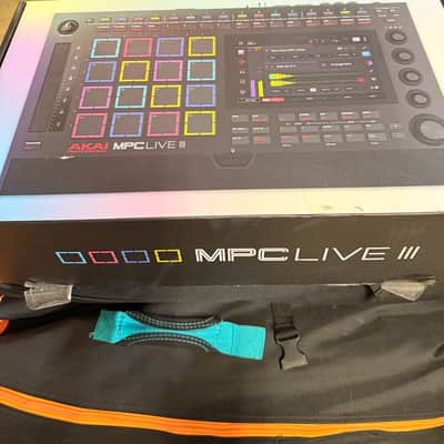 Akai MPC Live III Standalone Sampler / Sequencer 2025 - Present - Black image 2