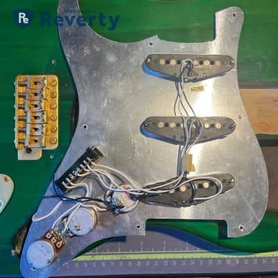 Fender Japan ST57-65G '57 Stratocaster Charcoal Green Burst Made in Japan 1993 image 20