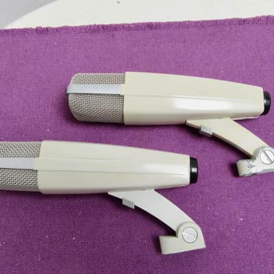 2 x Sennheiser MD 421-U-5  Microphones image 7