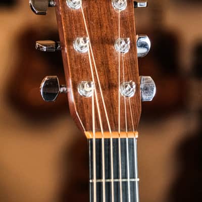 1986 Martin D-28 natural image 3