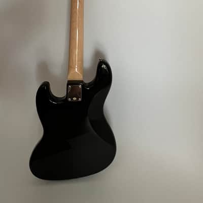 Austin AJB300BK Bass Electric Guitar 4 String Righthand Double Cut-A-Way AJB300BK Vintage Bass Black Solid Body image 8
