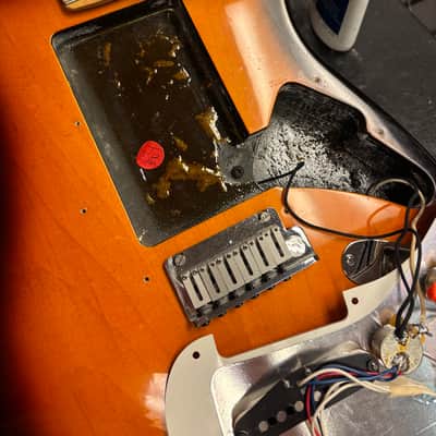 1994 Fender 40th Anniversary American Standard Stratocaster with Maple Fretboard Brown Sunburst image 23