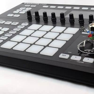 Native Instruments MASCHINE Studio + Software 2.0 + Neuwertig + OVP + Garantie image 4