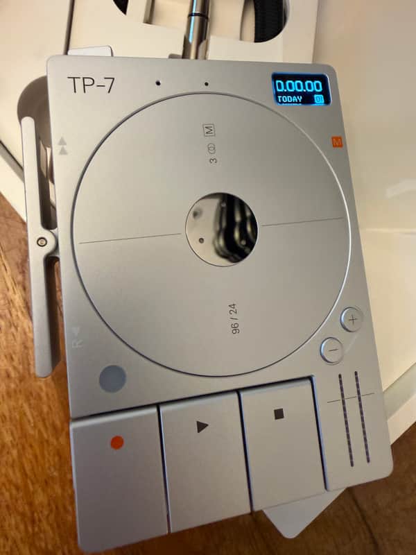 Teenage Engineering TP-7 Tape Recorder 2023 - Present - Silver Bild 1
