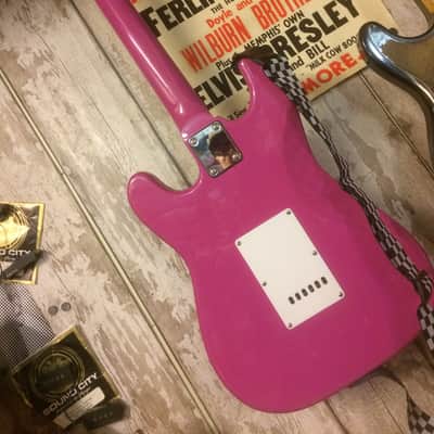 Jaxville ST1PPPK Pink Stratocaster Style Guitar SSS Set-up image 8