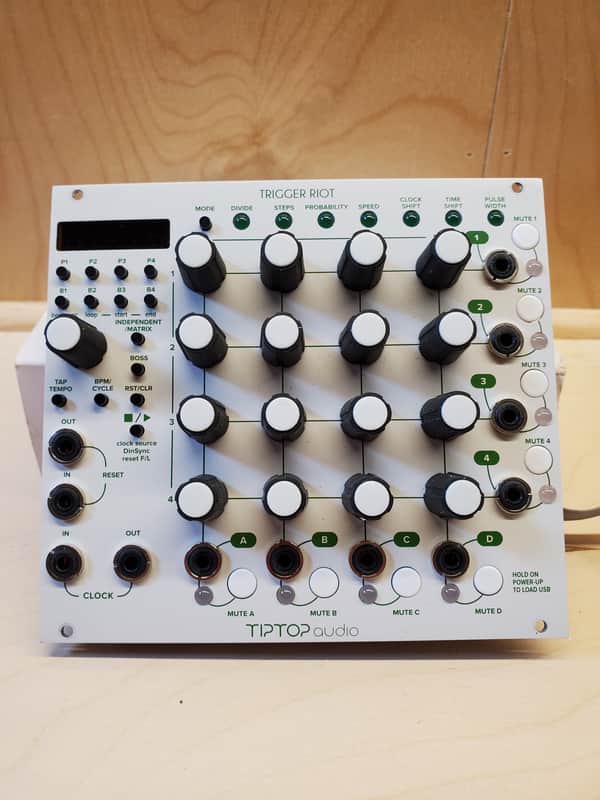 Tiptop Audio Trigger Riot 2020 - 2022 - white image 1