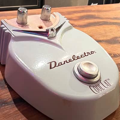 Danelectro Cool Cat Chorus 2000s - Blue image 2