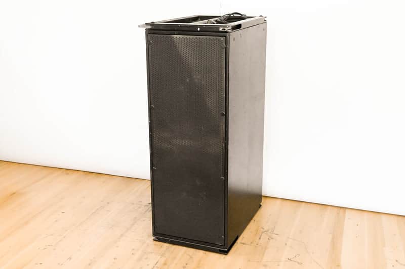 Meyer Sound Meyer Sound M3D-SUB Active Directional Cardioid Subwoofer