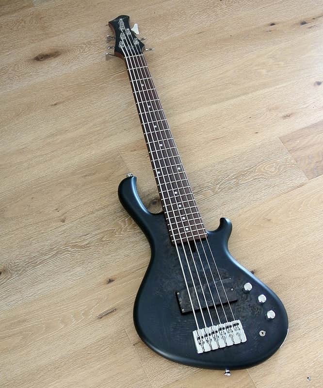 MENSINGER Cazpar 6a - Active 6 String Short Scale 30" Bass - Burl Poplar, Blackburst - New image 1