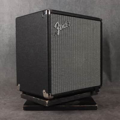 Fender Rumble 25 - 2nd Hand image 3