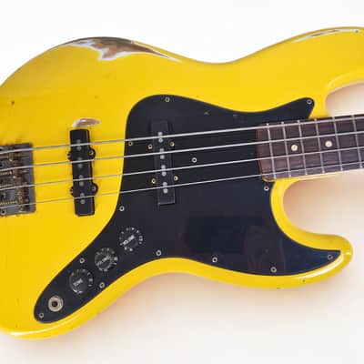 2025 Del Toro Josefa Bass - Stinger Yellow image 3