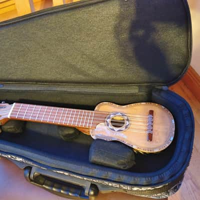 Traditional Vintage Charango image 17
