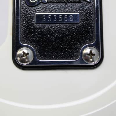 Vintage 1989-1991 Charvel Fusion Deluxe Electric Guitar, Flour (White), Japan, MIJ image 13