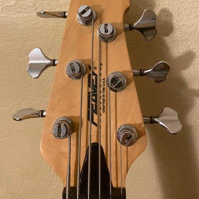 1995 Peavey Axcelerator 6-String Bass image 4