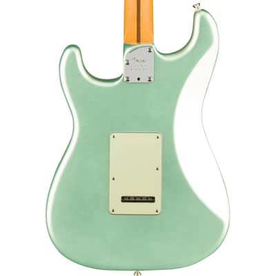 Fender American Professional II Stratocaster - Maple Fingerboard, Mystic Surf Green image 3