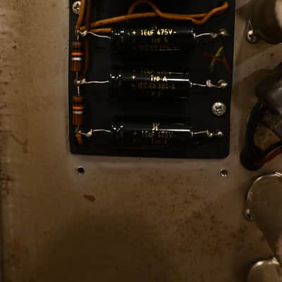 Fender Vibrolux Reverb 2-Channel 35-Watt 2x10" Guitar Combo 1964 - 1967 - Black Panel image 9
