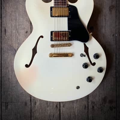 1984 Gibson Custom Shop ES-335 DOT neck 1984 in Pearl White & case image 1
