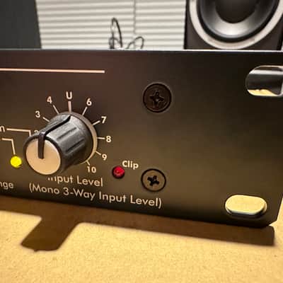 Ashly XR-1001 2000's - Grey image 3