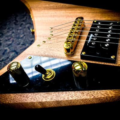 Jackson Randy Rhoads / Rhodes / Roads - Flying V 2026 - Natural Kona Wood Style image 21