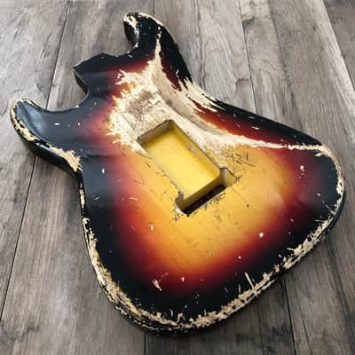 FRANCHIN Mercury guitar body Heavy Relic Aged 3-Color Sunburst 100% Nitro Lacquer SSS Poplar Stratocaster-Strat-S-Style Made in Italy - Stock piece #23370826 image 2