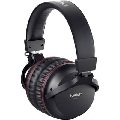 Focusrite Scarlett Solo Studio USB-C Audio Interface with Mic and Headphones, 4G image 3