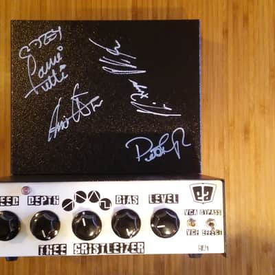 LOWEST PRICE POSSIBLE!!!Endangered Audio Research Thee Gristleizer 2009 image 2
