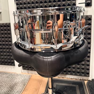 Ludwig **A STOCK!** LM402 Supraphonic 6.5x14" 10-Lug Aluminum Snare Drum 1985 - Present - Chrome-Plated image 2