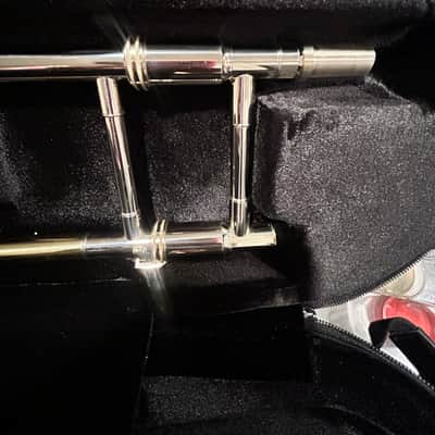 S. E. Shires brand trigger Trombone, TBI47 model. with case and mouthpiece image 5