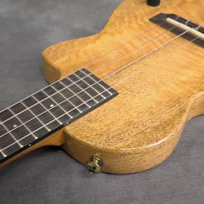 Pono TE Solid Acacia Electric Tenor Solid Body Ukulele with Hard Case image 14