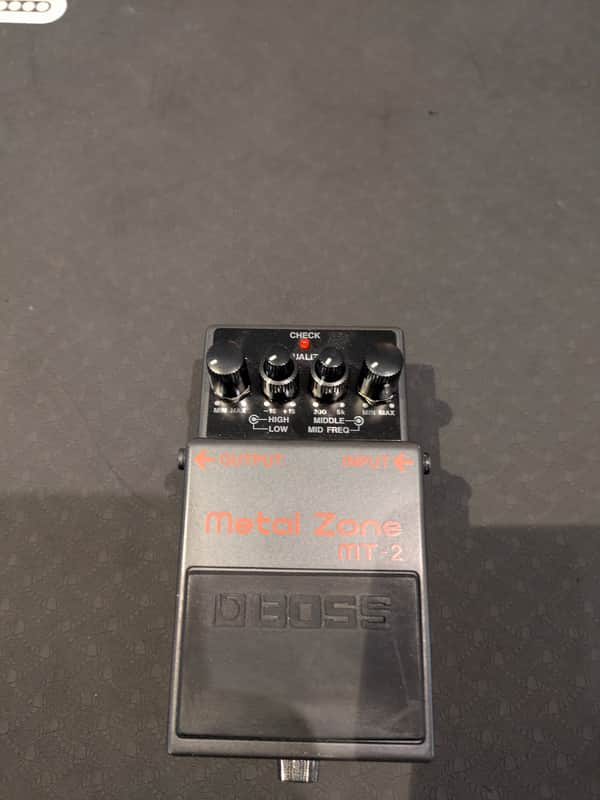Boss MT-2 Metal Zone (Silver Label) 1991 - Present - Black image 1