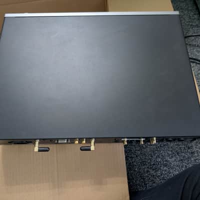Cambridge Soundworks Cnx100 2025 - Grey image 2