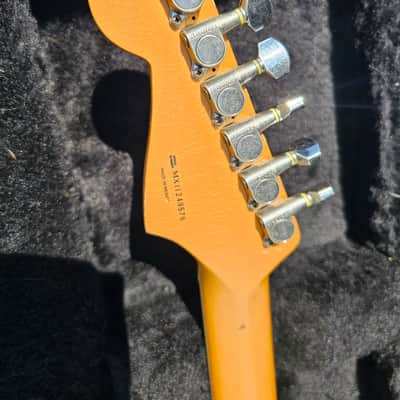 Fender Kurt Cobain Road Worn Jaguar - 3-Color Sunburst image 5