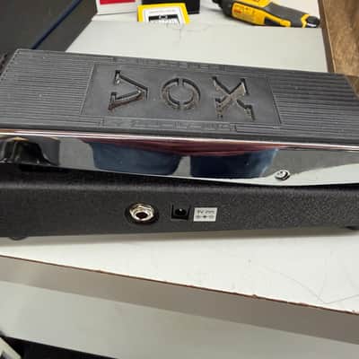 Vox V847A Wah with 9V Jack 2007 - Present - Black / Chrome image 4