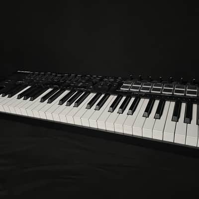 M-Audio Oxygen Pro 49 MIDI Keyboard Controller 2020 - Present - Black image 1