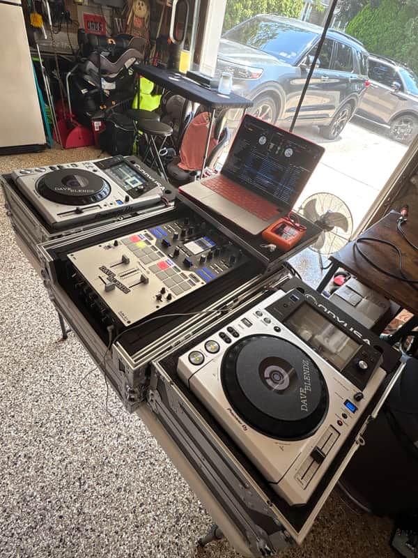 Pioneer XDJ-1000 PAIR image 1