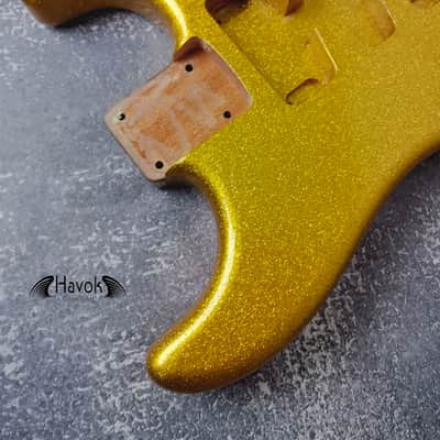 Hard Tail Diamond Gold 2PC Mahogany Strat Type Body High Gloss, Custom S-Style Body, High Gloss Vintage Part Gadget DIY Building Kit, ST Replacement image 3