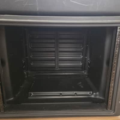SKB 8U Roto-Molded Rolling Rack Road Case image 7