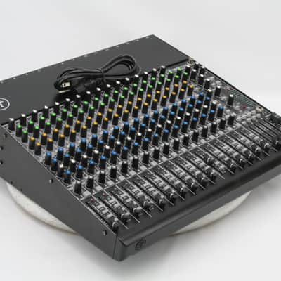 Mackie 1604 VLZ-4 16-Channel 4-Bus Mic/Line Mixer 1604-VLZ4 Black #544 image 1