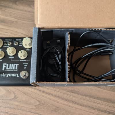 Strymon Flint Reverb and Tremolo V2 2022 - Present - Black image 3