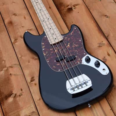 Groove MG2030 Short Scale Bass - Black Finish image 3