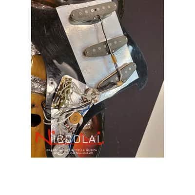 Fender Stratocaster 3-Color Sunburst 1975 Ex Demo image 17