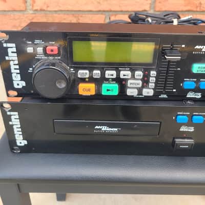 Gemini CD-240 Rack Unit Player and Controller image 2